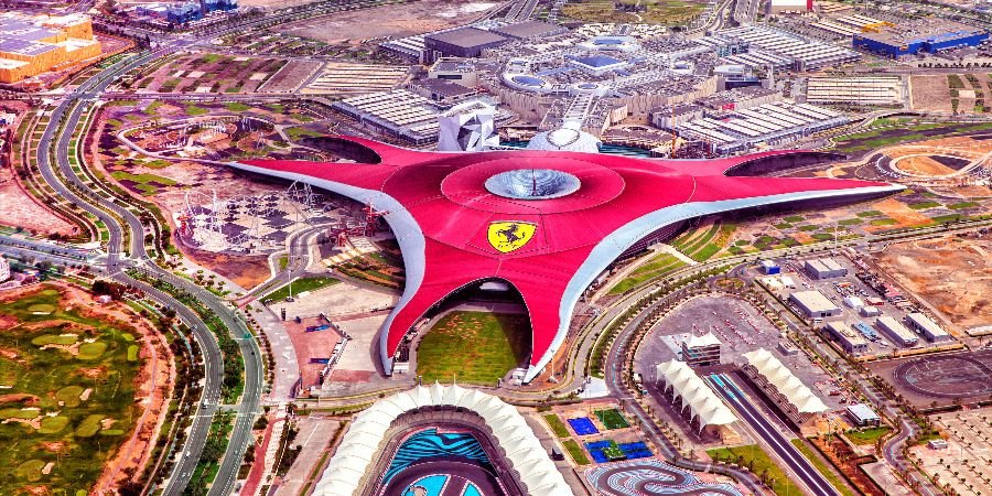 Vista aerea del ‘Ferrari World’